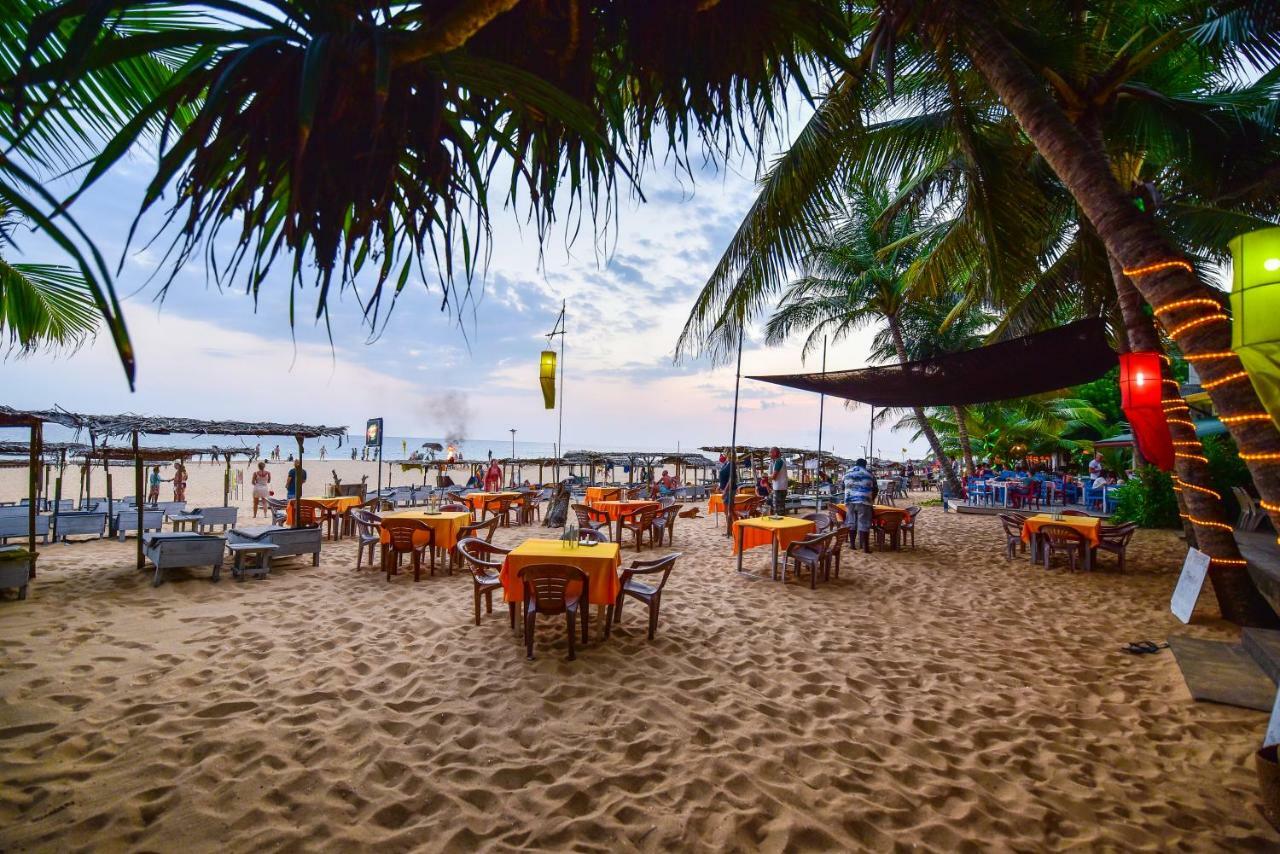היקדואה International Beach Hotel & Restaurant מראה חיצוני תמונה